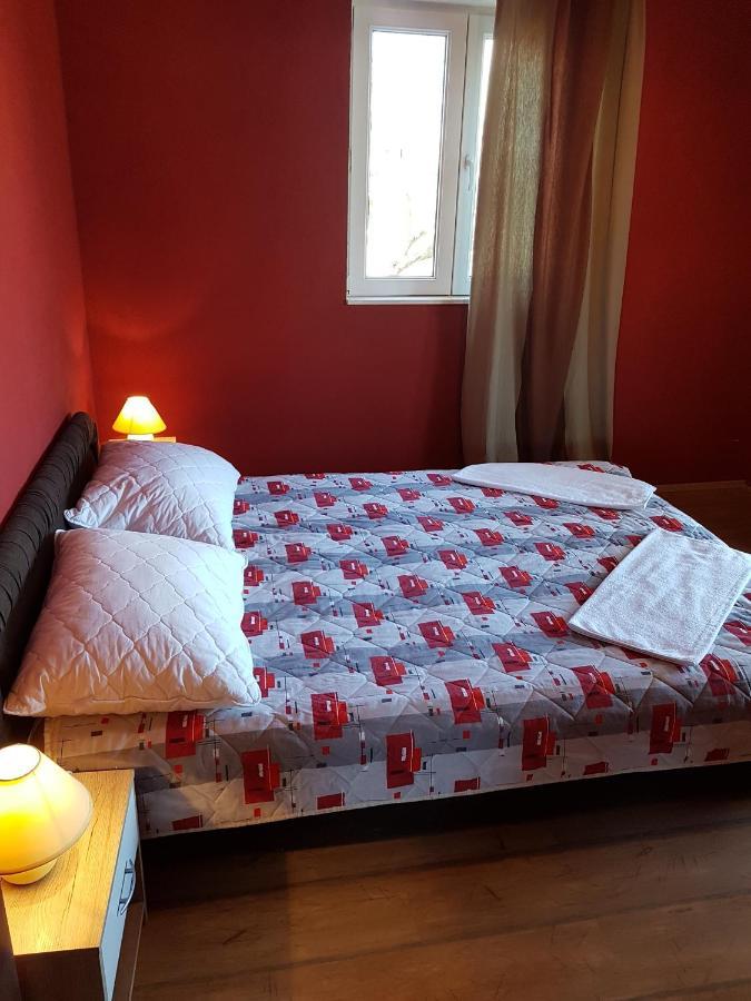 Family Friendly Seaside Apartments Kanica, Rogoznica - 12895 Exterior foto