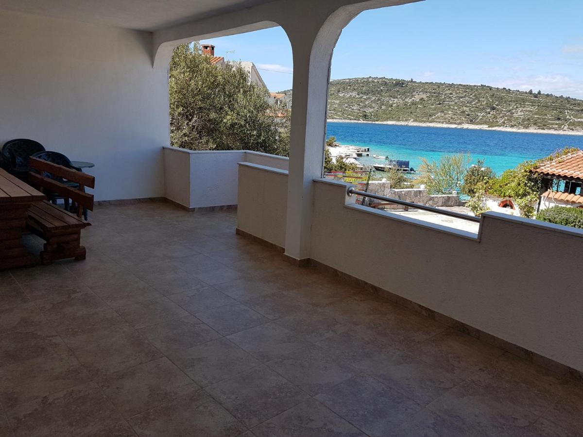Family Friendly Seaside Apartments Kanica, Rogoznica - 12895 Exterior foto